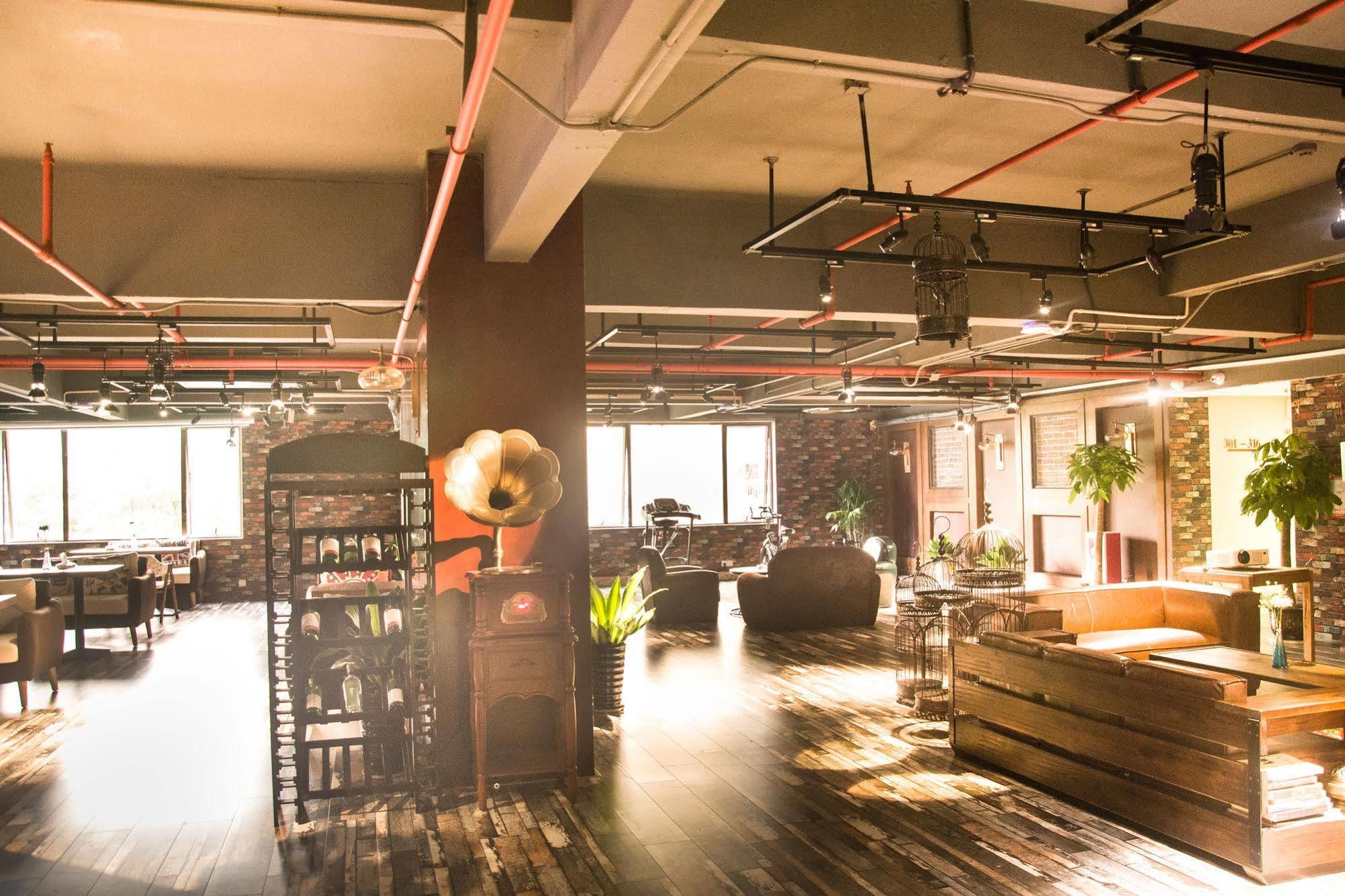 James Joyce Coffeetel Guangzhou International Convention & Exhibition Center Екстер'єр фото